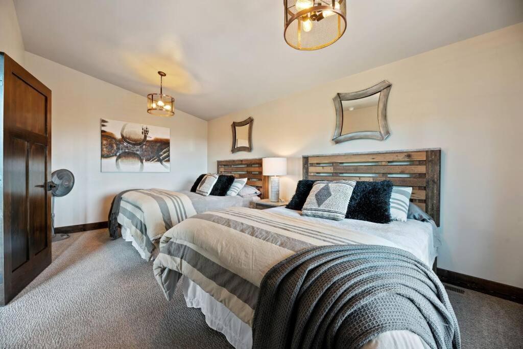 Altitude Adjustment- Panoramic Views, Sleeps 12 Villa Lead Eksteriør billede